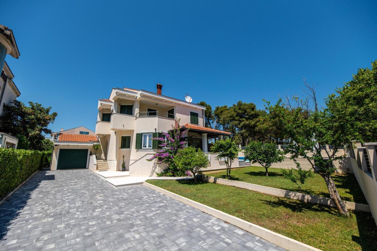 Villa ELLA Zara Esterno foto